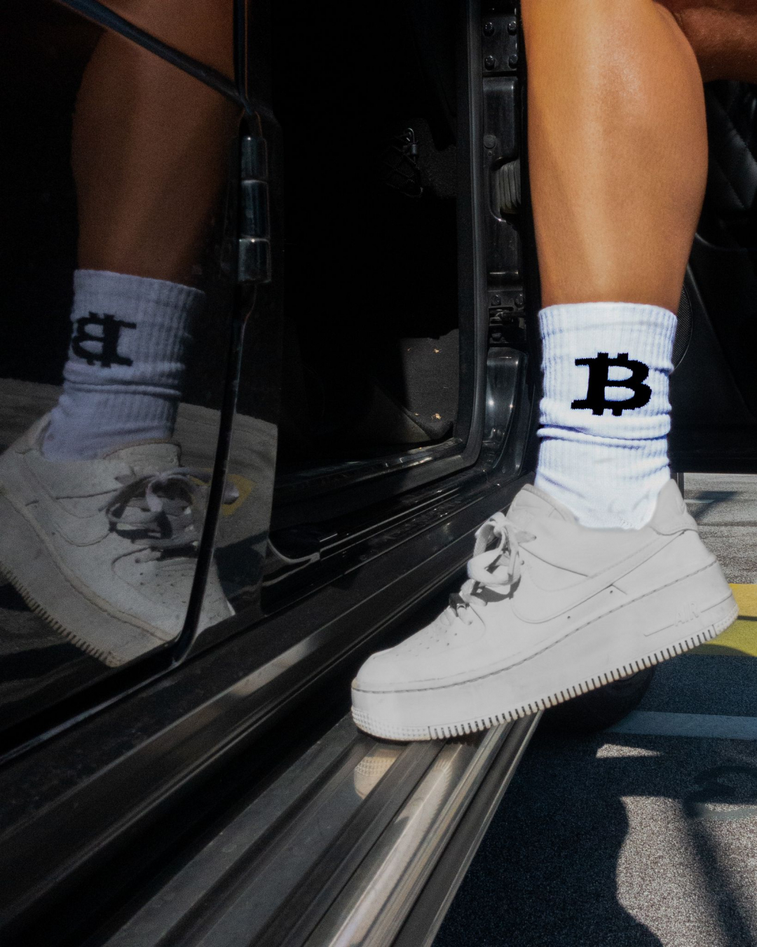 ₿ - SOCKEN WEISS 